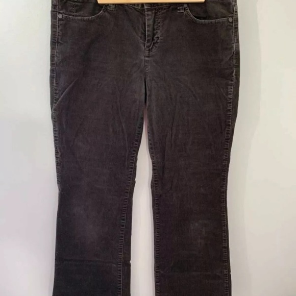 3 Talbots Women’s Corduroy Pant Signature Bootcut - Picture 4 of 7